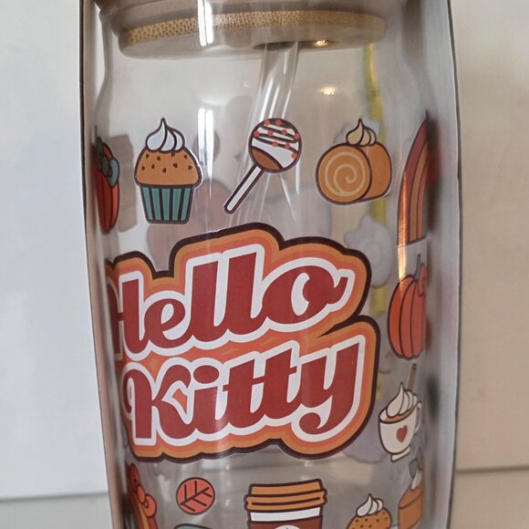 Sanrio Hello Kitty glass tumbler with lid & straw- Fall leaves pumpkin spice-NWT - Picture 2 of 5